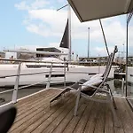 船屋 Houseboat-oostende *