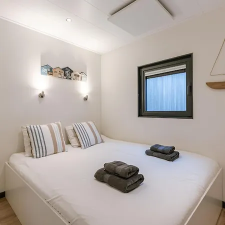 Houseboat-oostende * Ostenda