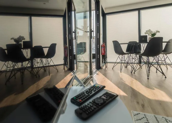 船屋 Houseboat-oostende