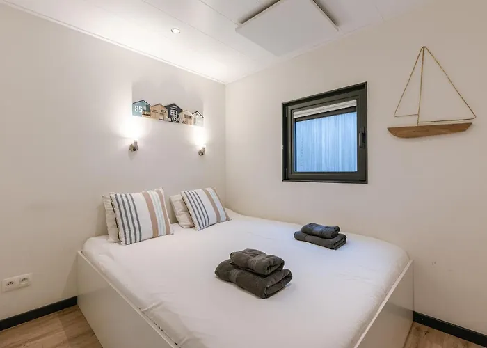 Houseboat-oostende * Ostenda