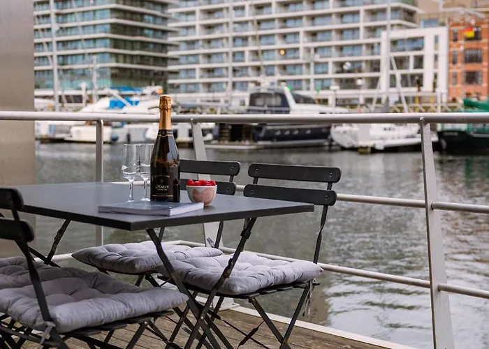 Hotel na wodzie Houseboat-oostende *